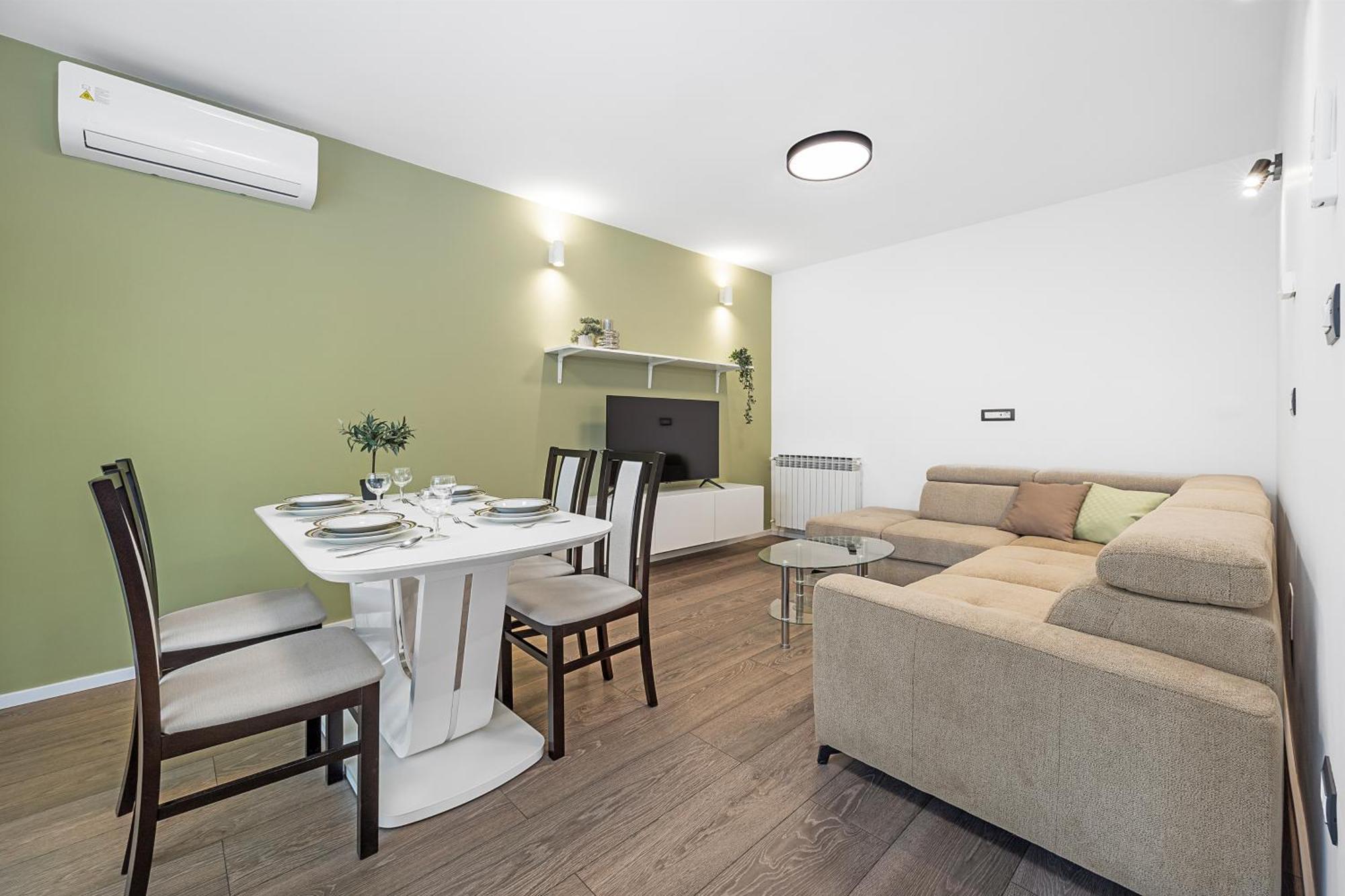 פאז'אנה Apartment Delton מראה חיצוני תמונה