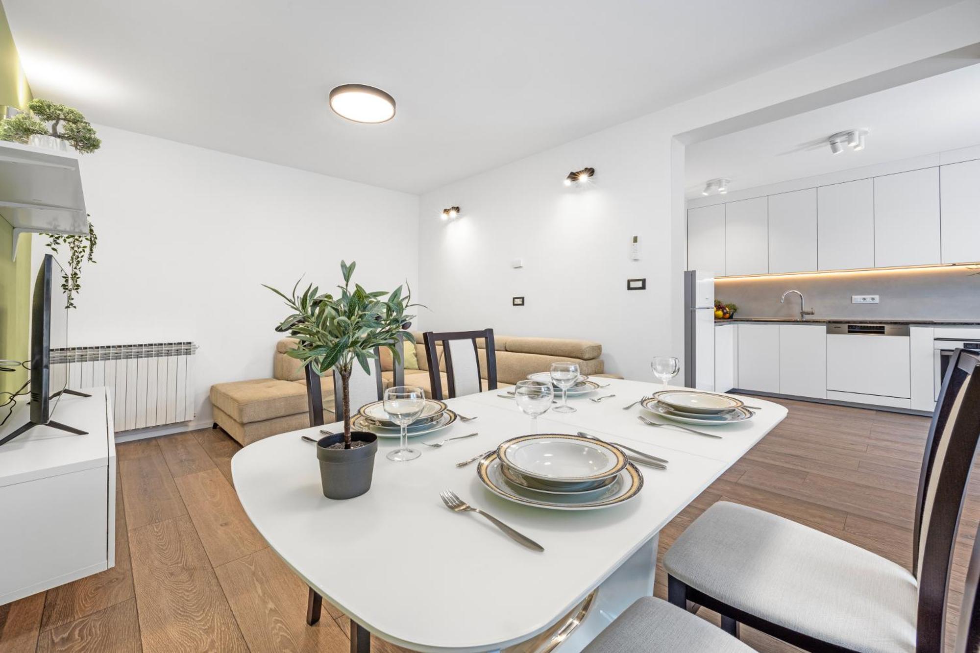 פאז'אנה Apartment Delton מראה חיצוני תמונה