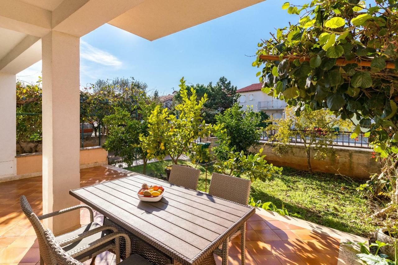 פאז'אנה Apartment Delton מראה חיצוני תמונה
